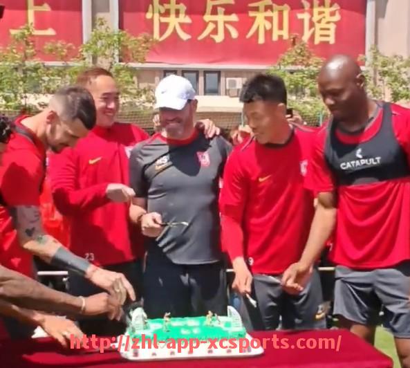 杏彩体育-世俱杯拖延战术引发争议，公平竞赛该如何保证？